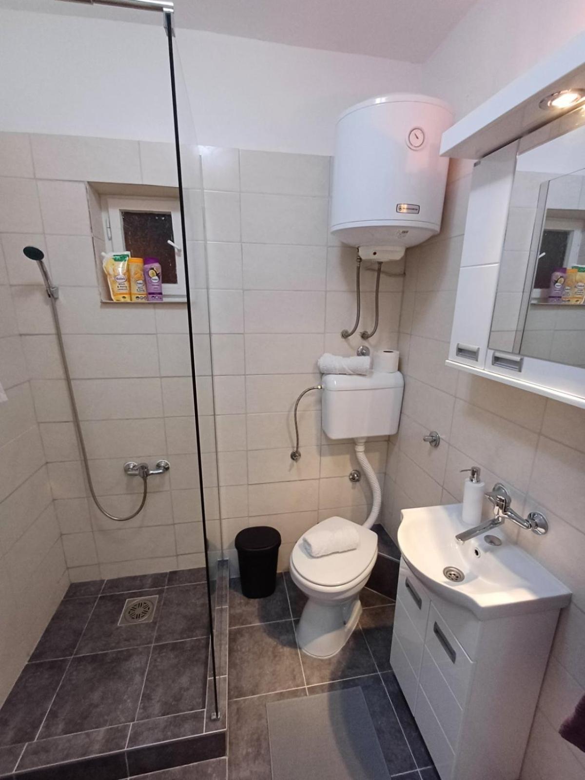 Kucica Apartment *